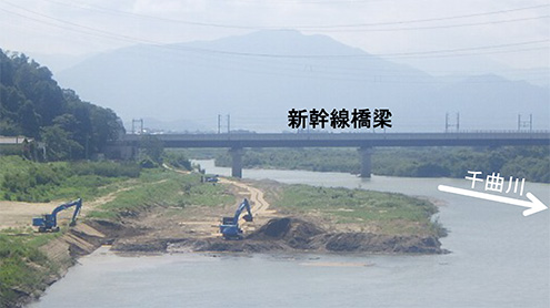 立ヶ花橋より上流を望む